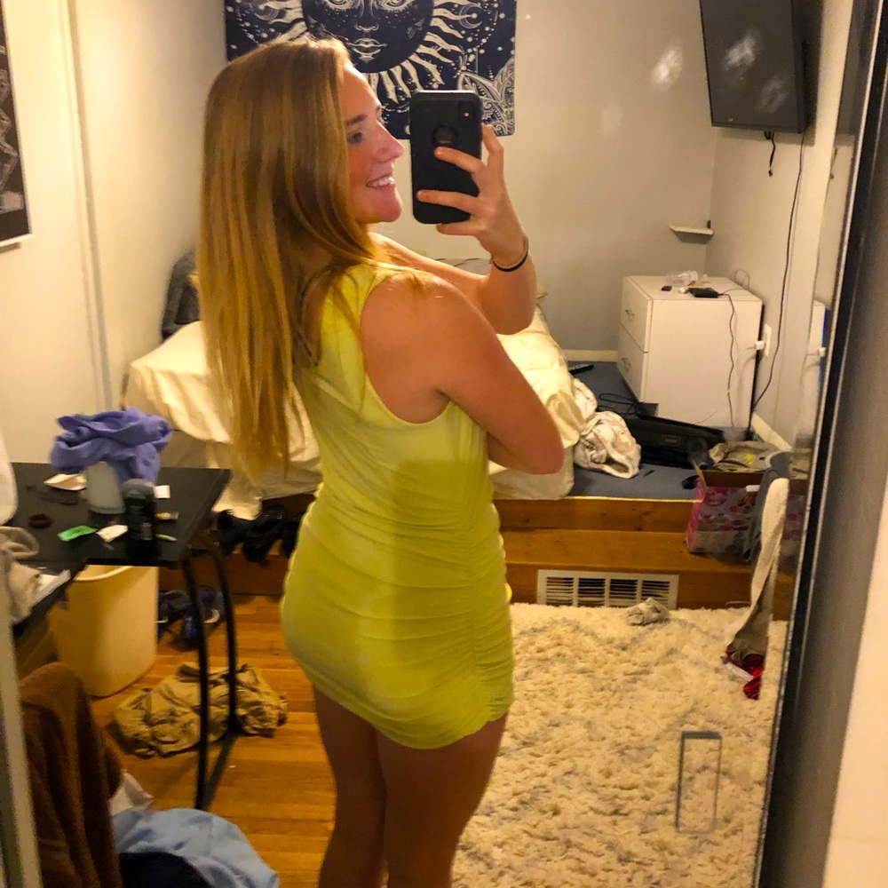 Neon Yellow Last Tango